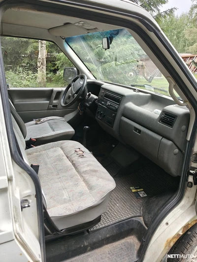Volkswagen Transporter 1996, photo 4/6