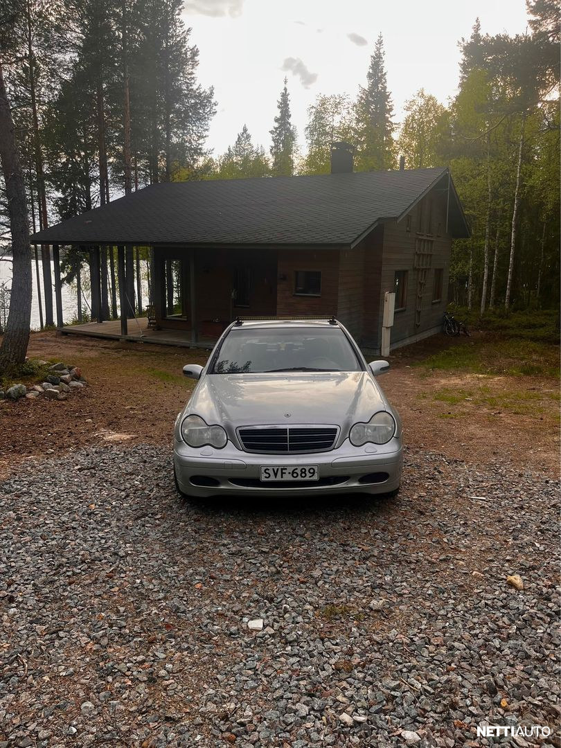Mercedes-Benz C 200