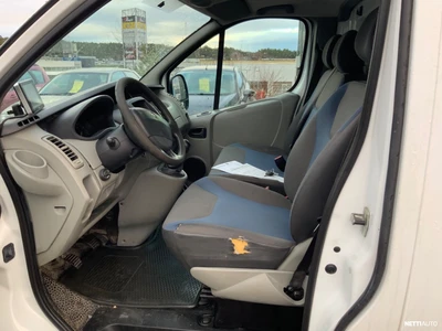 Renault Trafic 2014, photo 7/13