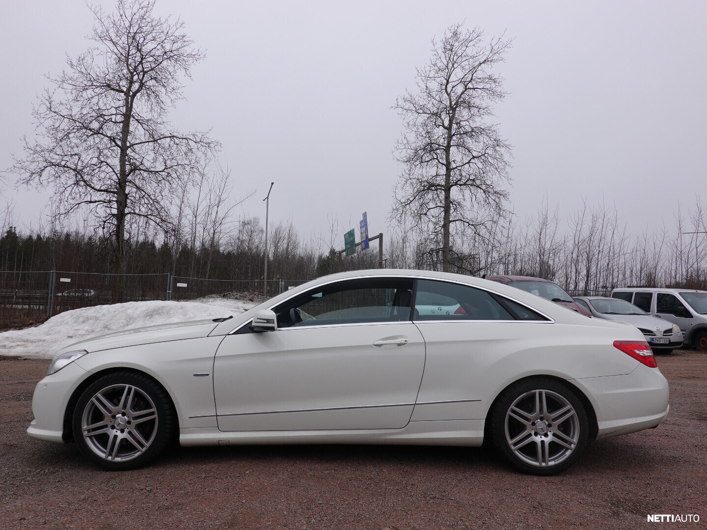 Mercedes-Benz E