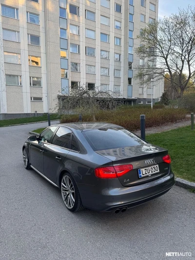 Audi A4 2013, photo 2/8