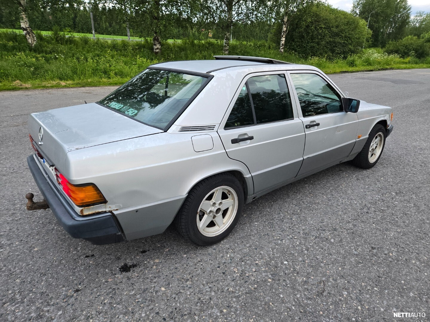 Mercedes-Benz 190 1992, photo 3/10