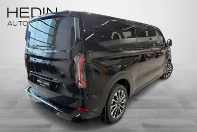 Ford Tourneo Custom 2026, photo 3/31