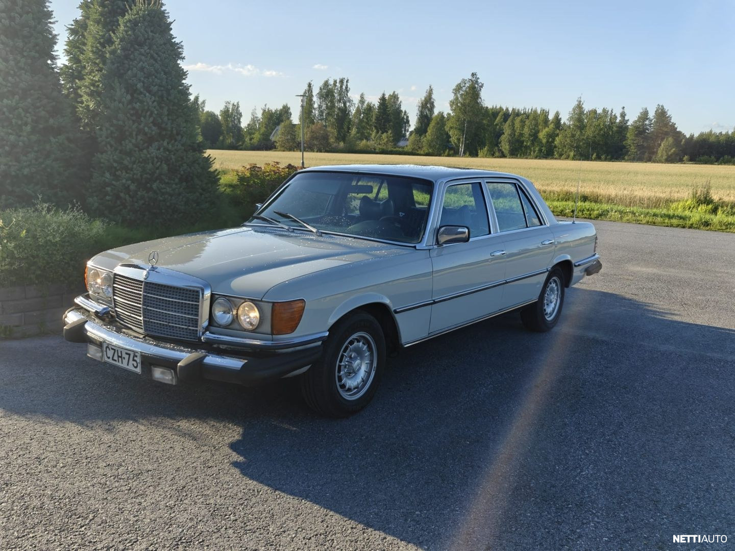 Mercedes-Benz S