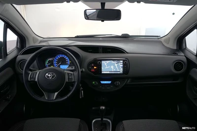 Toyota Yaris Yaris 1.5 VVTi Hybrid 2014, kuva 6/23