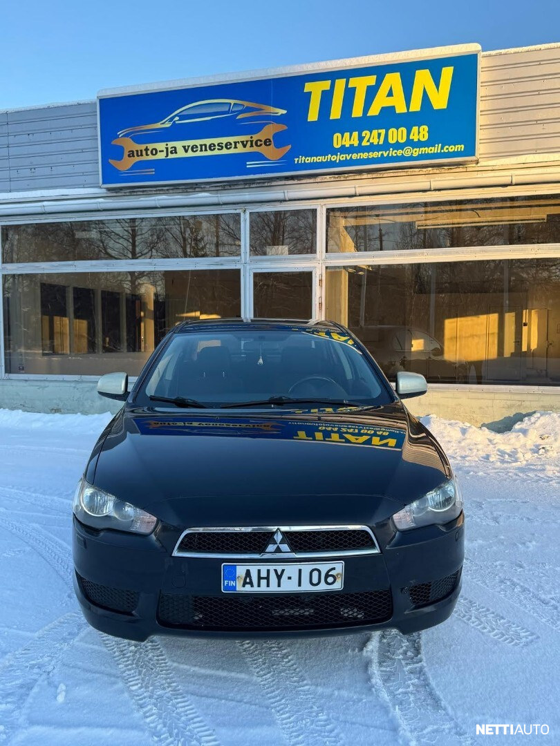 Mitsubishi Lancer