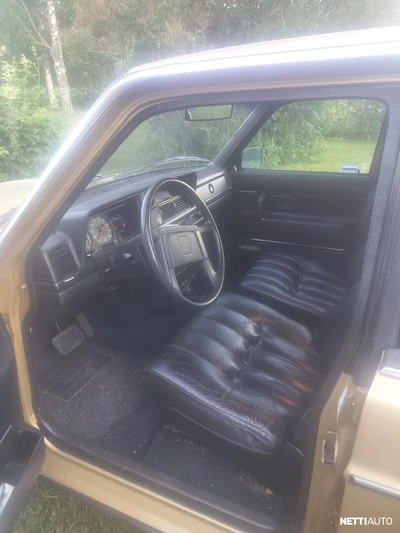 Volvo 244 244GLE, "Arabi" 226 tkm ajettu 1982, kuva 6/21