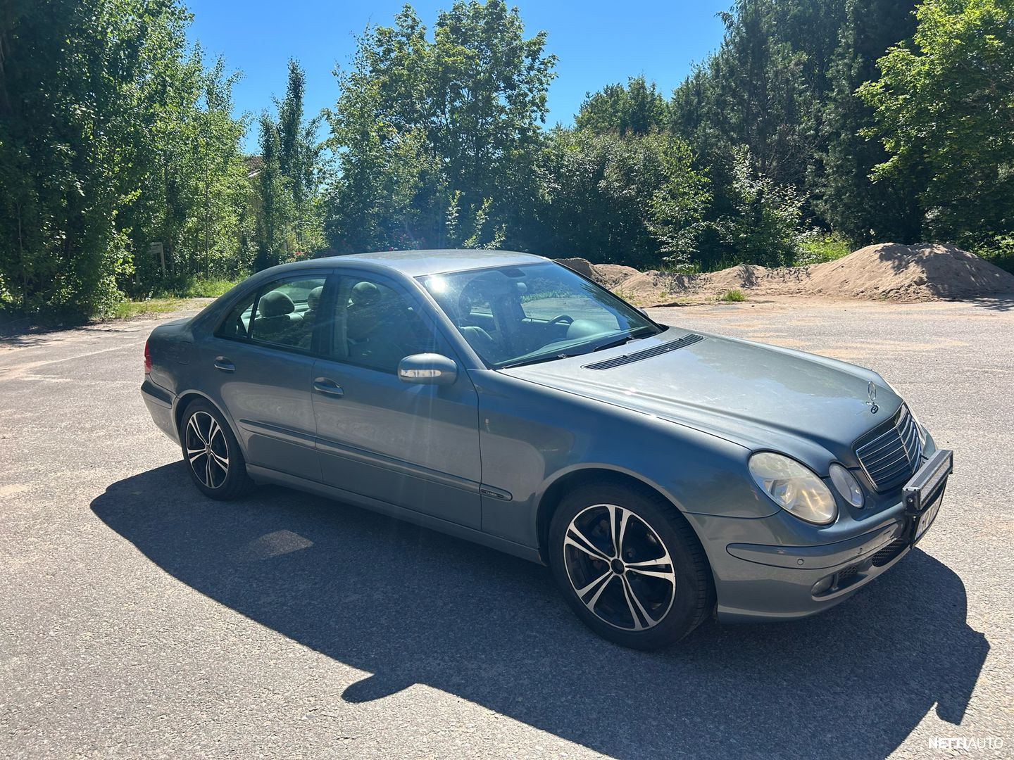 Mercedes-Benz E