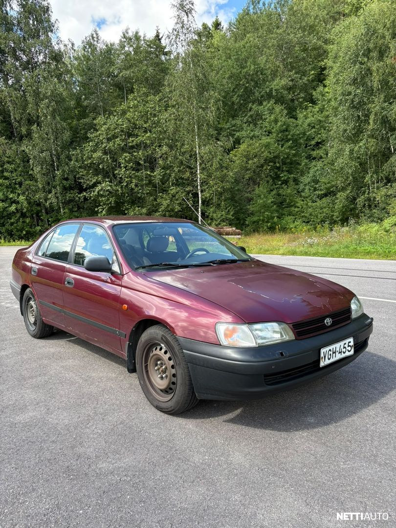 Toyota Carina E