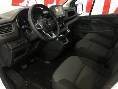 Renault Trafic 2022, photo 4/8
