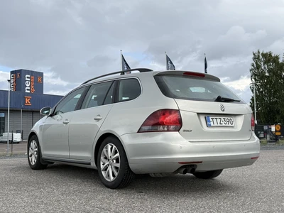 Volkswagen Golf 2010, photo 2/10