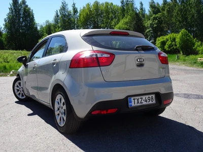 Kia Rio 1.2i ISG LX 5 ov EcoDynamics 2012, photo 2/36