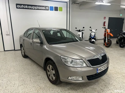Skoda Octavia 1,2 TSI Elegance 2010, kuva 1/19