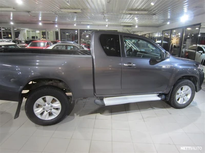 Toyota Hilux 2018, photo 6/28