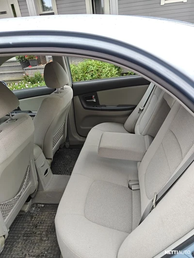 Kia Cerato 2,0 EX 4d 2005, photo 6/11