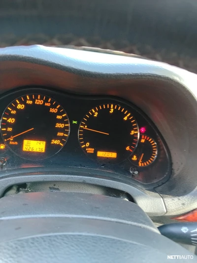 Toyota Avensis 2004, kuva 5/8