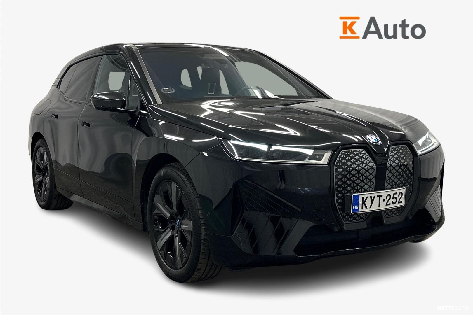 BMW iX