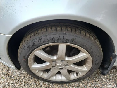Mercedes-Benz C 2006, kuva 5/9
