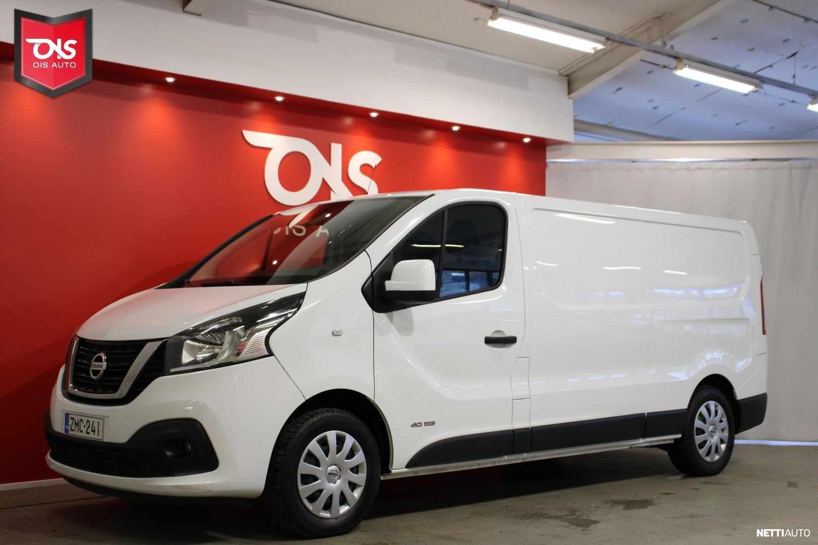 Nissan NV300