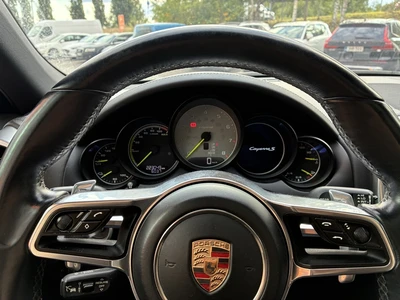 Porsche Cayenne S E-hybrid 2015, photo 7/9