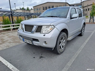 Nissan Pathfinder 2005, photo 1/12