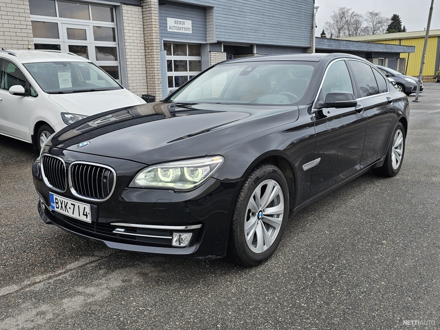 BMW 750