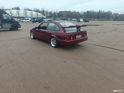 Ford Sierra 1984, kuva 3/10