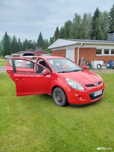 Hyundai i20 1,4 5d Comfort 2011, kuva 2/10