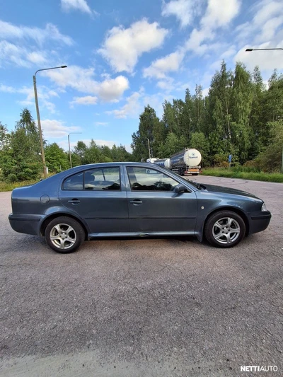 Skoda Octavia 2004, kuva 4/10