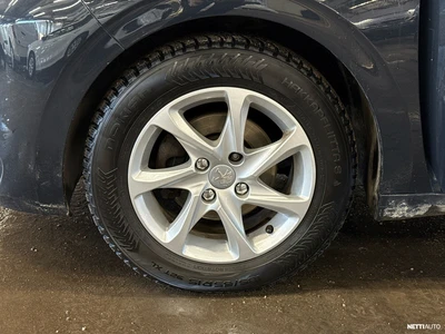 Peugeot 208 2016, photo 6/24