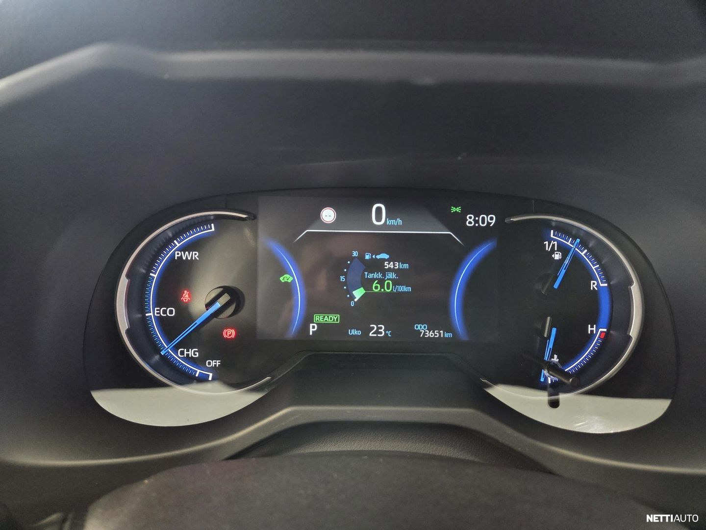 Toyota RAV4 2022, kuva 6/15