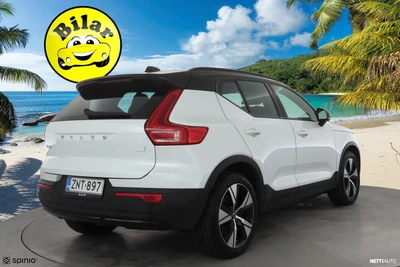 Volvo XC40 2022, photo 6/10