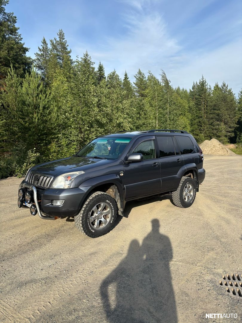 Toyota Land Cruiser