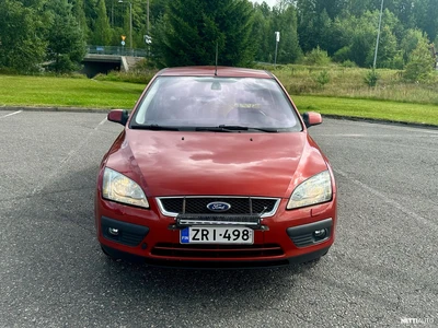 Ford Focus 2006, photo 2/16