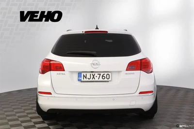 Opel Astra 2015, photo 4/10