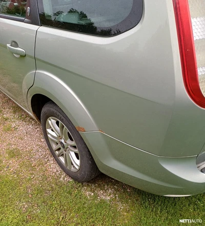 Ford Focus 1,6 100hv Ghia M5 Wagon 2009, kuva 5/9