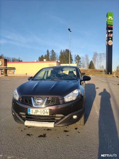 Nissan Qashqai 2011, photo 1/12