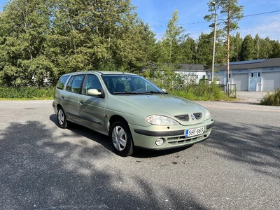 Renault Megane 2002, photo 3/10