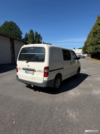 Toyota Hiace 2002, photo 4/5