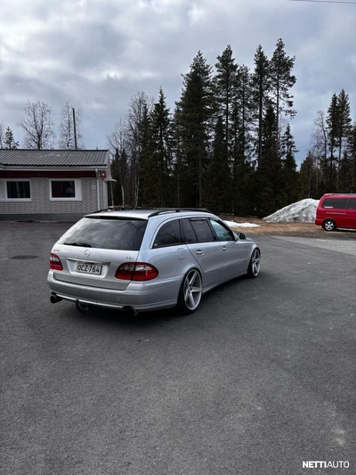 Mercedes-Benz E 2005, kuva 2/12