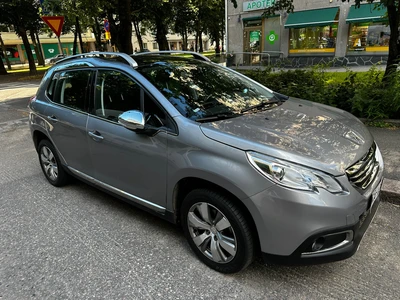 Peugeot 2008 Allure e-HDi 92 FAP 2Tronic 2013, photo 1/13