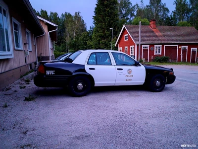 Ford Crown Victoria Police interceptor 2011, photo 5/11