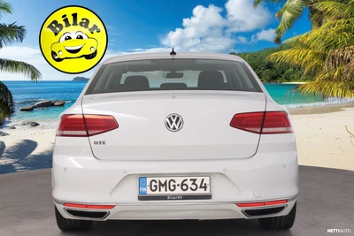 Volkswagen Passat 2017, photo 4/10