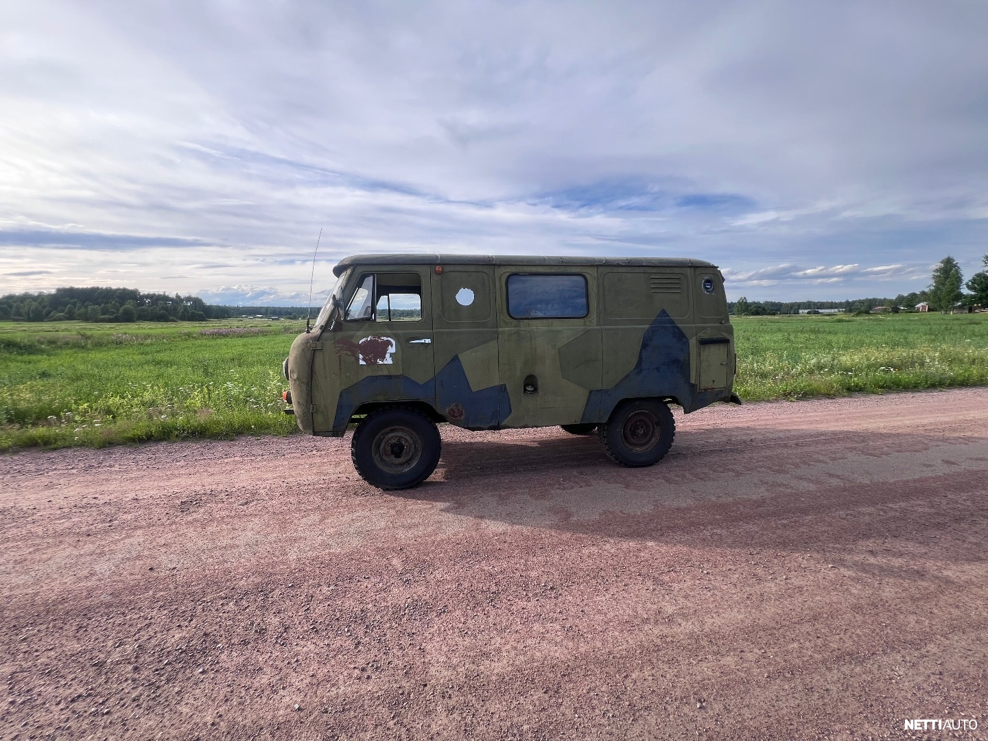 UAZ Muu
