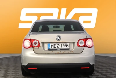 Volkswagen Jetta 2010, photo 7/44