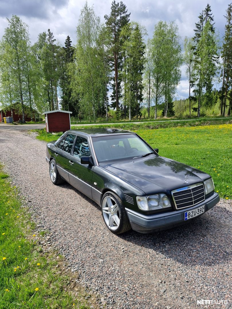 Mercedes-Benz 250