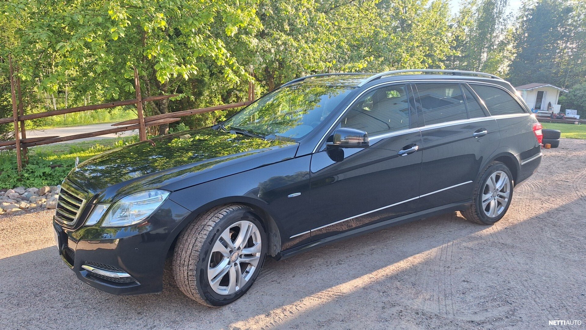 Mercedes-Benz E