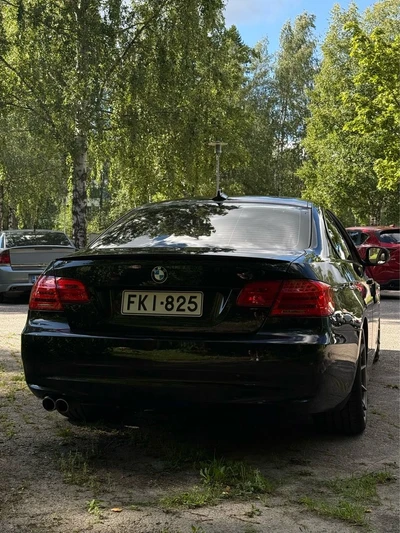 BMW 325 2010, kuva 6/24