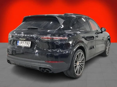 Porsche Cayenne E-Hybrid 2020, photo 3/4