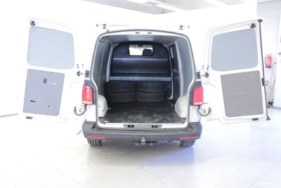 Volkswagen Transporter 2020, photo 5/13